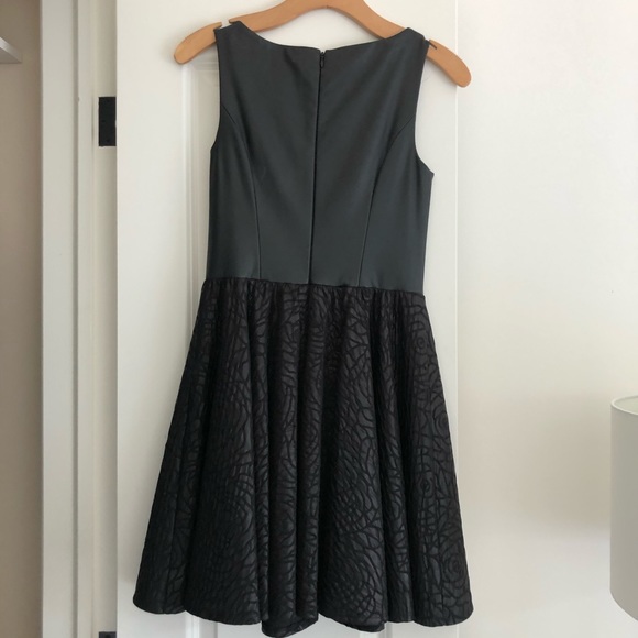 Guess by Marciano Dress - Picture 3 of 3